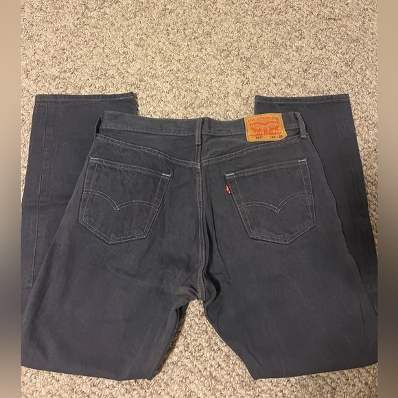 LEVIS Original 501 36x32 Straight Leg Button Fly Mens Grey Denim Jeans EUC - Picture 1 of 6